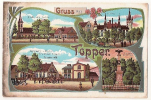 Alte Ansichtskarte mit einer deutschen Stadt, die Gebäude, Bäume, Menschen, Karren, eine Statue, einen Zaun und einen bewölkten Himmel zeigt, mit handgeschriebener Text auf der Vorderseite.