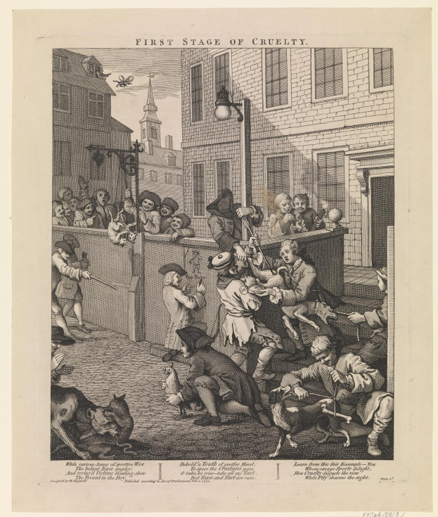 Gruppe von Menschen und Tieren versammelt sich vor einem Gebäude mit Fenstern und einem Laternenmast, mit einem Himmel-Hintergrund und dem Text "Erste Stufe der Grausamkeit" unten.