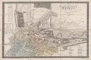 Detailierte alte Karte von Weimar, Deutschland, zeigt Straßen, Gebäude und Sehenswürdigkeiten mit begleitendem Text über die Bevölkerung und bemerkenswerte Merkmale.