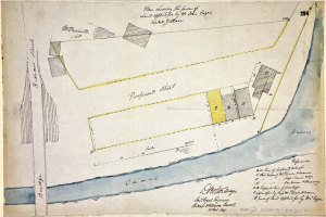 Eine detaillierte handgezeichnete Karte auf Papier mit beschrifteten Straßen, Gebäuden und Sehenswürdigkeiten, begleitet von erklärendem Text über den geplanten Standort.
