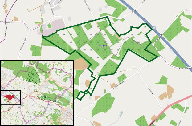 Eine Stadtkarte mit einem grünen Bereich in der Mitte, beschriftet mit "Südenschafts-Hender-Land-Planungs-Karte" unten, unterteilt in zwei Abschnitte: oben Straßen und Sehenswürdigkeiten, unten zusätzliche Informationen.