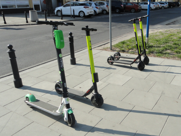 Kampagne "E-Scooter-Pannen": Polizei Dortmund warnt auf Social Media vor völlig unterschätzten Gefahren